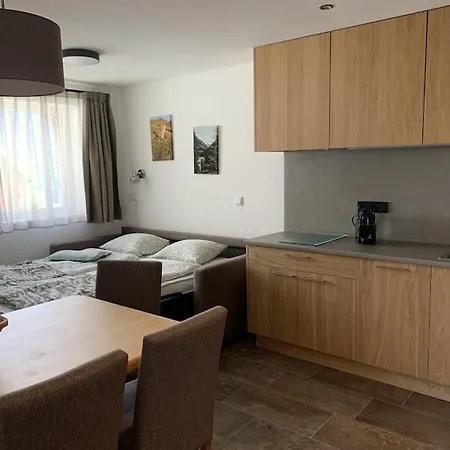 With 1 Bedroom * Rosenthal