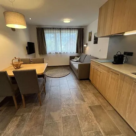 With 1 Bedroom Rosenthal