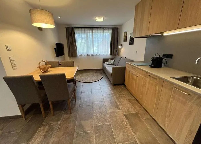 With 1 Bedroom Rosenthal